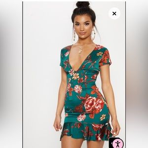 Emerald green criss cross back drill hem shift dress